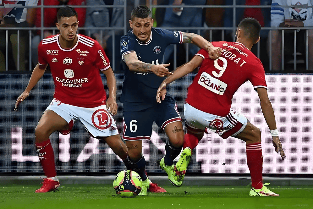 开云体育在线-米兰德比胜负难分，双方势均力敌的简单介绍