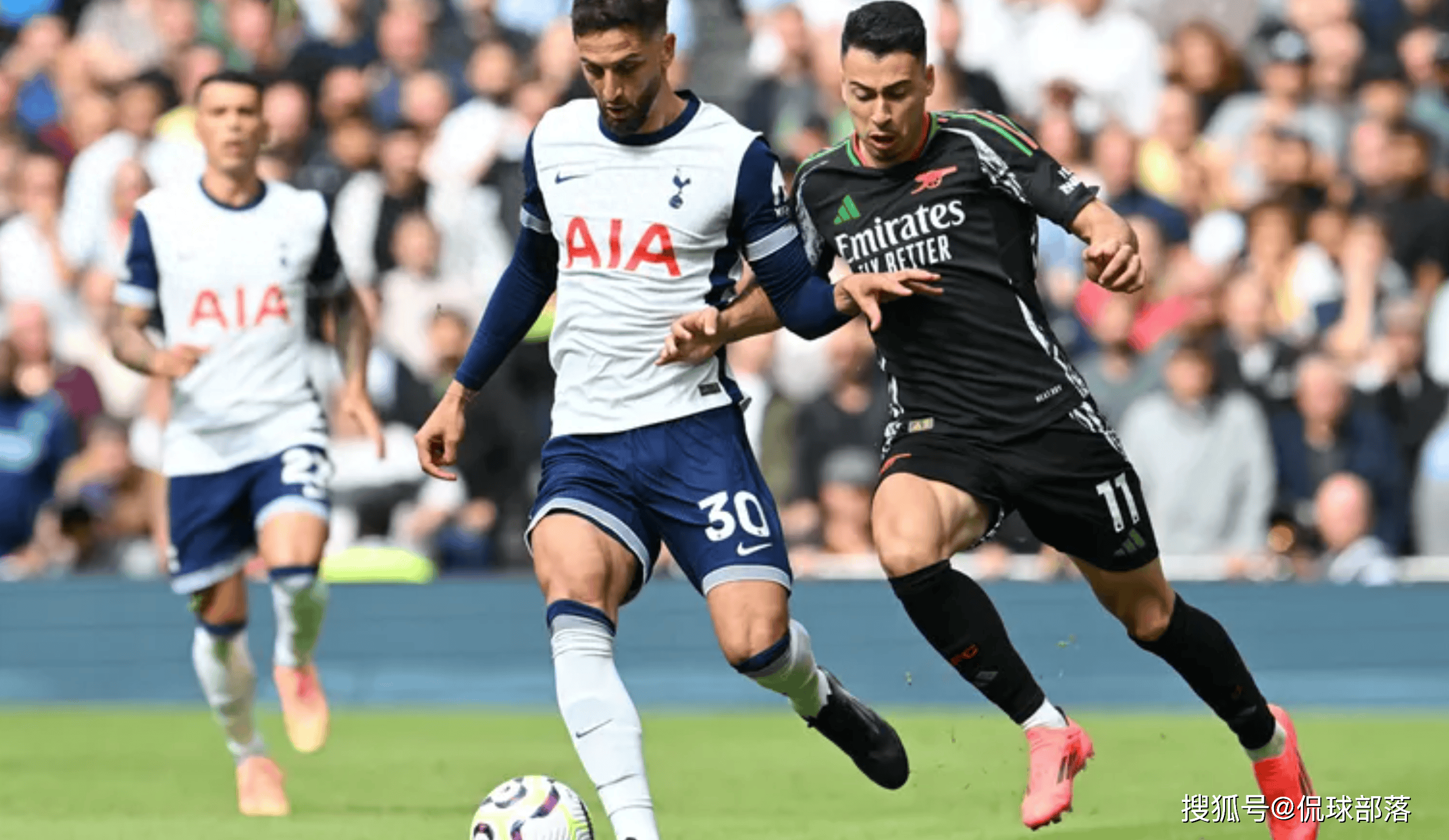 关于阿尔巴尼亚队突破重围,将在一个国际足球赛事上展现实力的信息 关于阿尔巴尼亚队突破重围,将在一个国际足球赛事上展现实力的信息