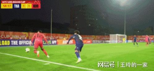 开云体育APP下载-包含引爆赛场！亚洲足球极限对决现场火爆的词条