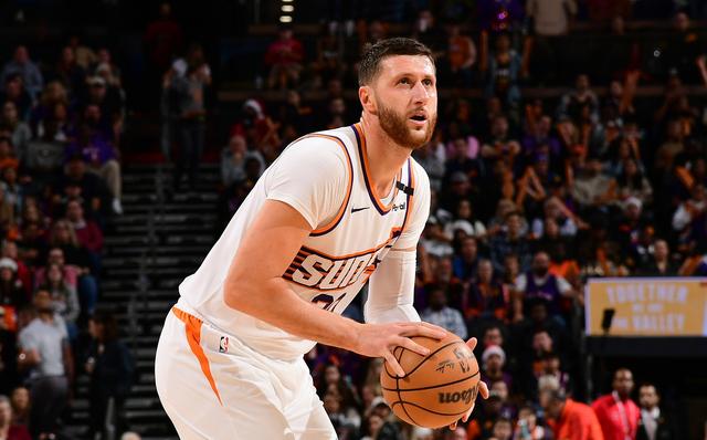 开云体育APP下载-太阳球员表现抢眼，不断给球队带来惊喜的简单介绍