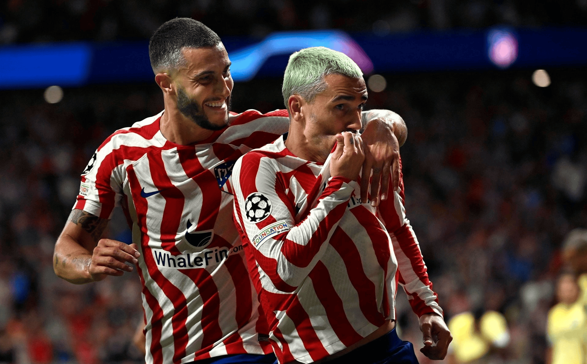 包含帕尔马后防表现糟糕,或将对阵容进行调整的词条 包含帕尔马后防表现糟糕,或将对阵容进行调整的词条