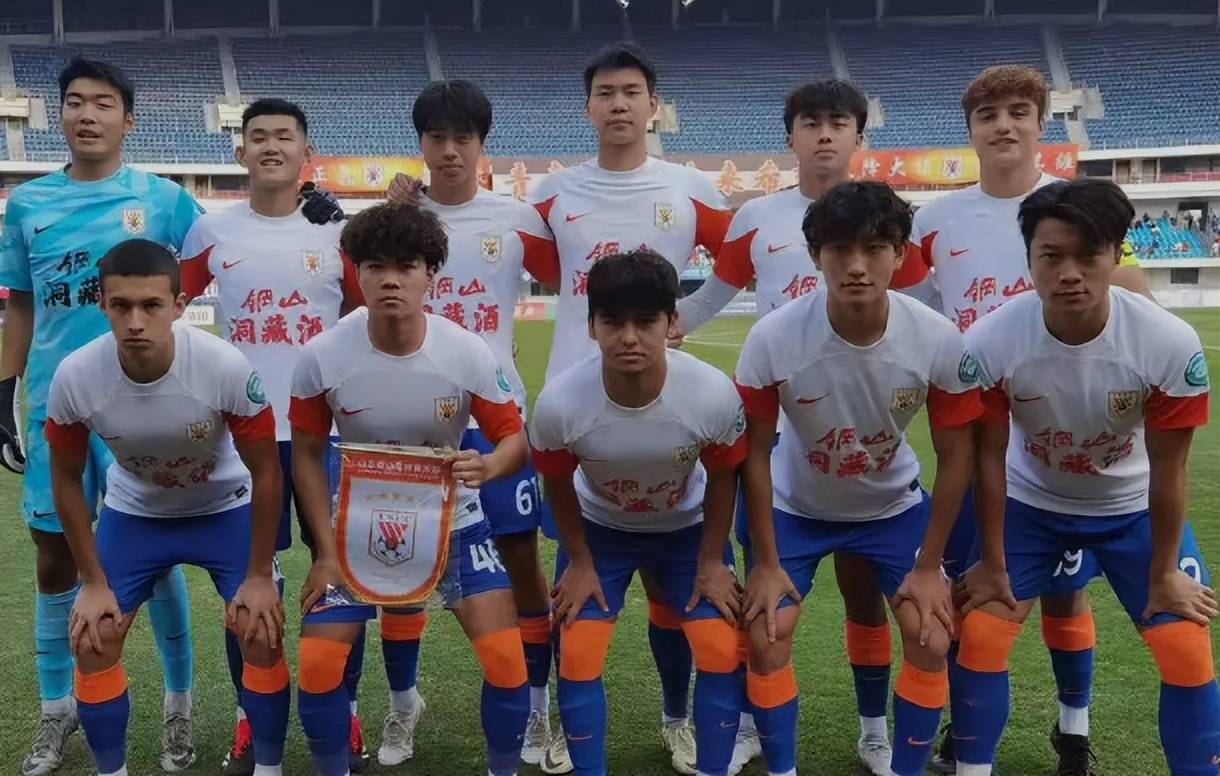 开云下载-青年球员获得三年顶级球队试训机会