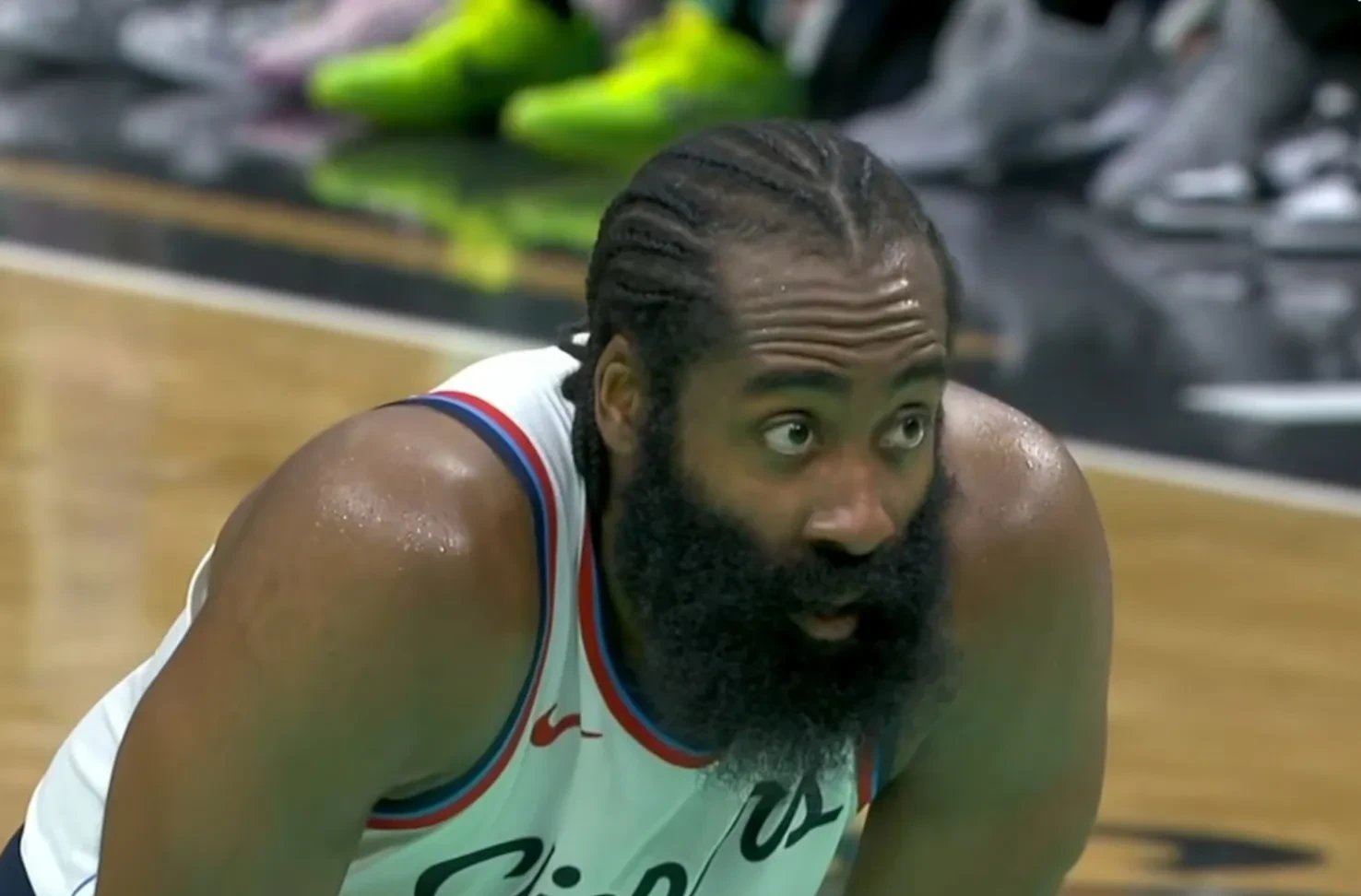 开云体育入口-火箭负黄蜂，哈登助攻创生涯新高但无奈失利的简单介绍