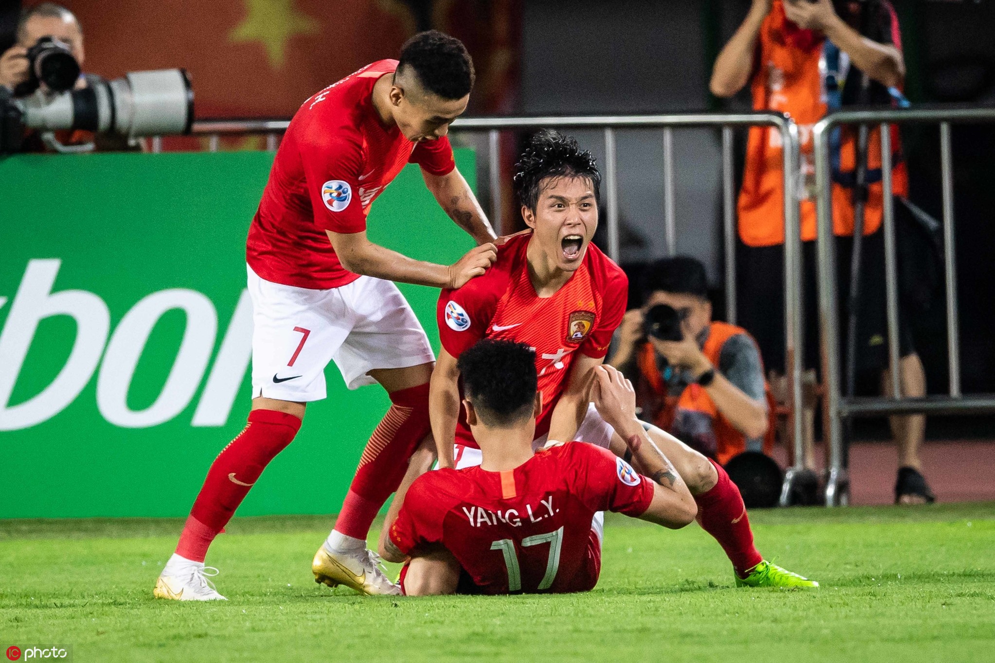 开云官网-阿拉维斯主场大胜瓦拉多利德，疯狂庆祝的简单介绍