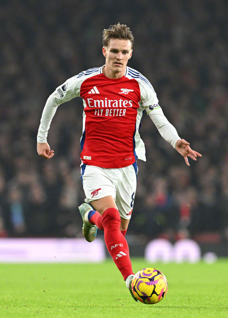 开云体育APP下载-包含阿森纳中后卫连续高光！稳固球队防线的词条