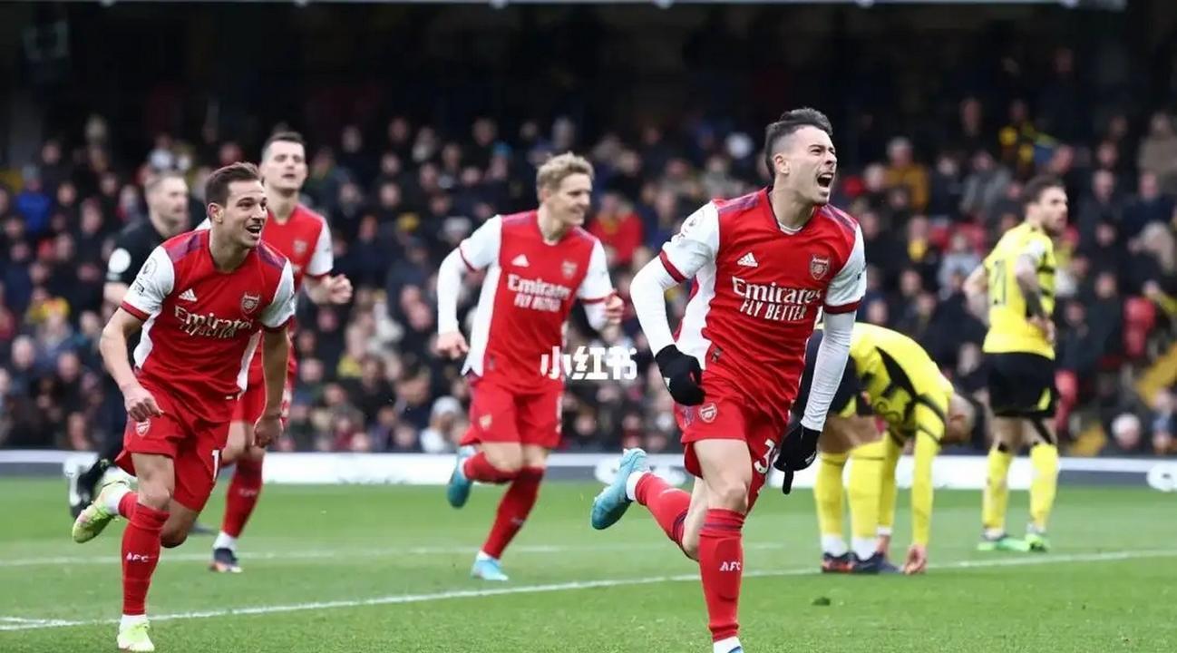 包含阿森纳中后卫连续高光!稳固球队防线的词条 包含阿森纳中后卫连续高光!稳固球队防线的词条