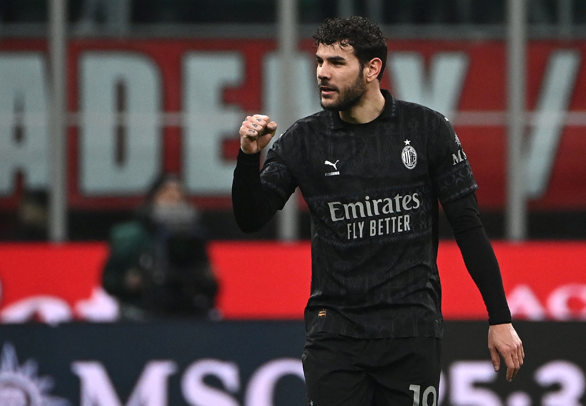 开云体育-AC米兰客场惊险胜那不勒斯,保持不败的简单介绍