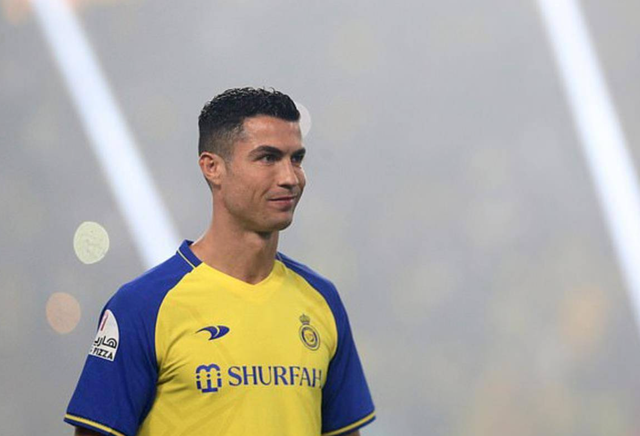 开云平台-包含职业足坛明星球员退役消息令球迷唏嘘–足坛巨星宣布退役的词条