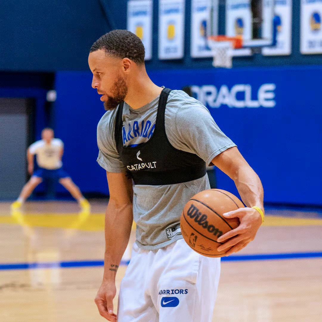 开云体育登录-雄狮全队备战季后赛氛围浓厚的简单介绍