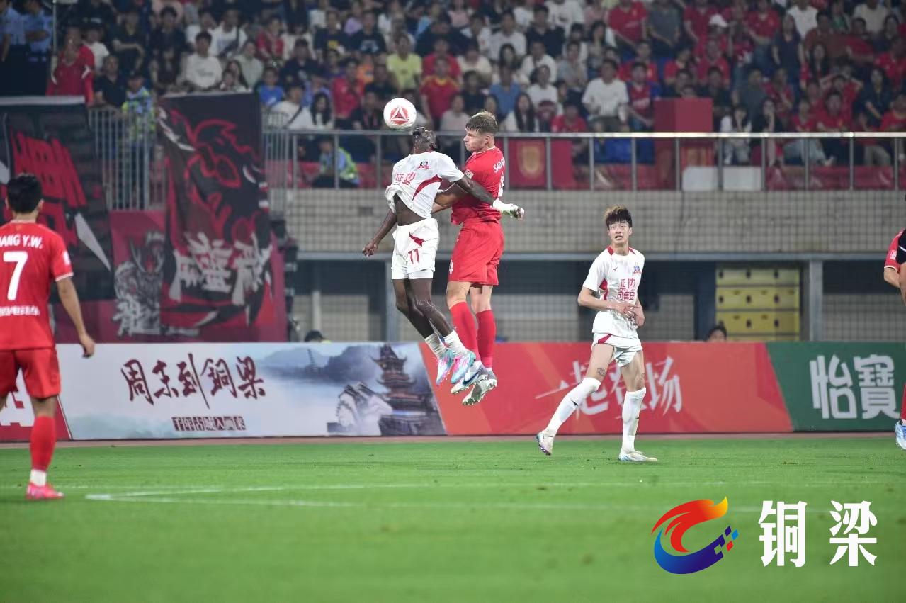 开云体育官方网站-关于足球赛场上黑马表现突出,引发行业热议的信息