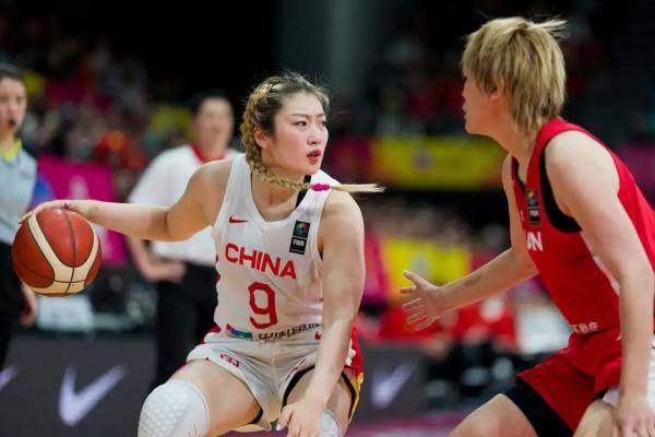 骑士加强进攻!凯文·乐福重返球场助球队成功逆转的简单介绍 骑士加强进攻!凯文·乐福重返球场助球队成功逆转的简单介绍