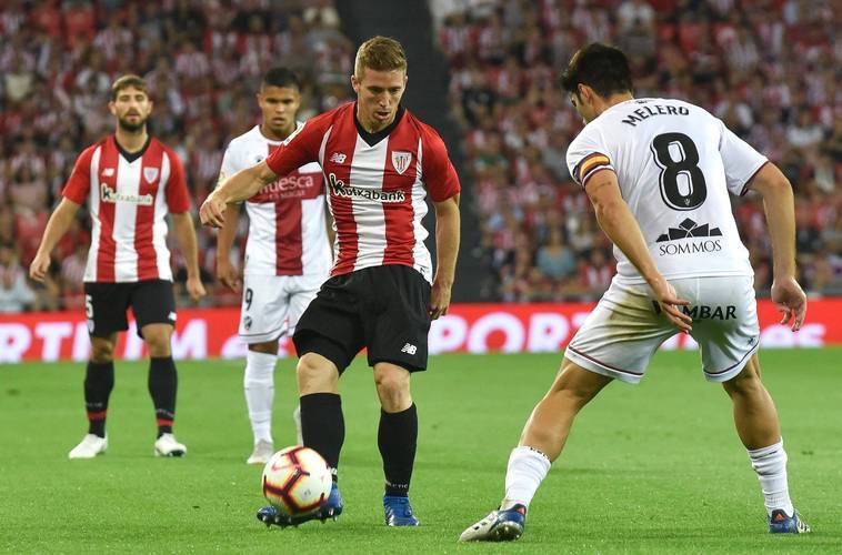 开云下载-瓦伦西亚客场不敌毕尔巴鄂，遭遇失利