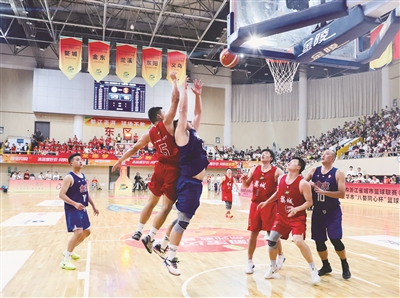 包含精英聚首,篮球联赛争夺战酣畅淋漓的词条 包含精英聚首,篮球联赛争夺战酣畅淋漓的词条