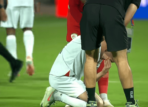 裁判在比赛中多次做出争议性的判罚 裁判在比赛中多次做出争议性的判罚