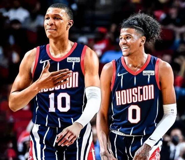 老鹰状元新星再度砍下两双，未来可期的简单介绍