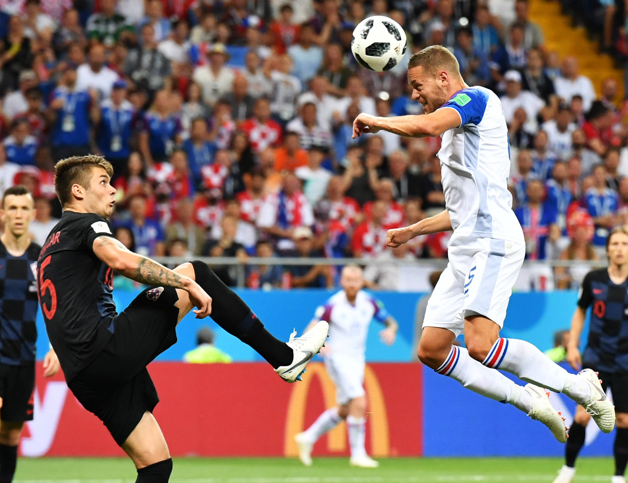 开云体育入口-包含冰岛队vs罗马尼亚队：强强碰撞必将激烈的词条