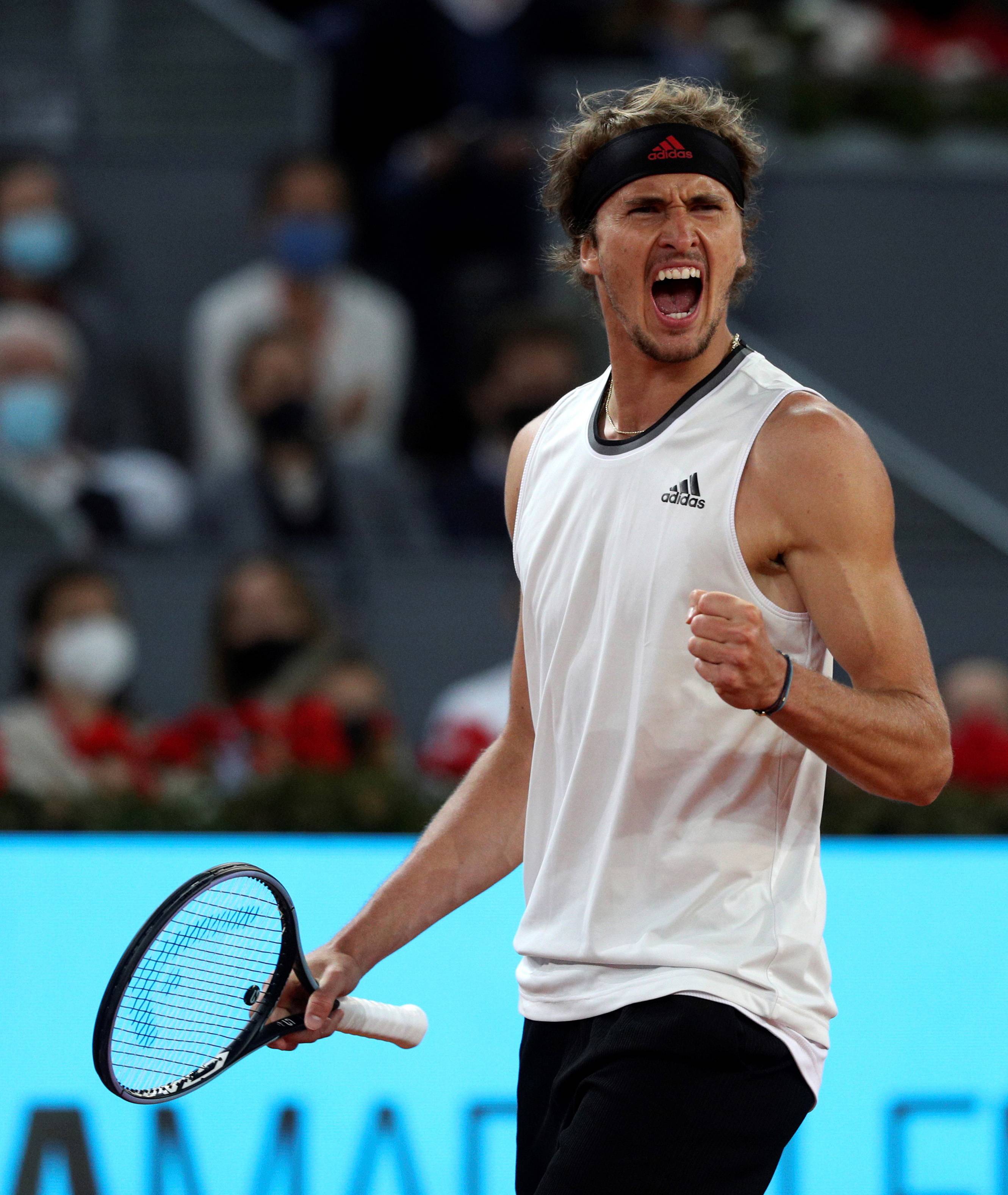 开云体育app-世界网球队绝杀意大利网球队，兹维列夫惊艳世界的简单介绍