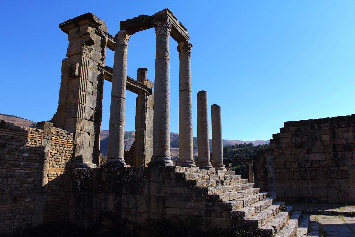 开云体育APP下载-阿尔及利亚封锁芬兰，罗德里统治全场