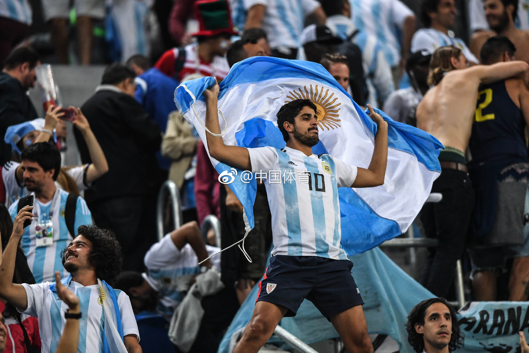 开云体育下载-世界排名争夺战焦点战，巴黎决胜局带走尼日利亚